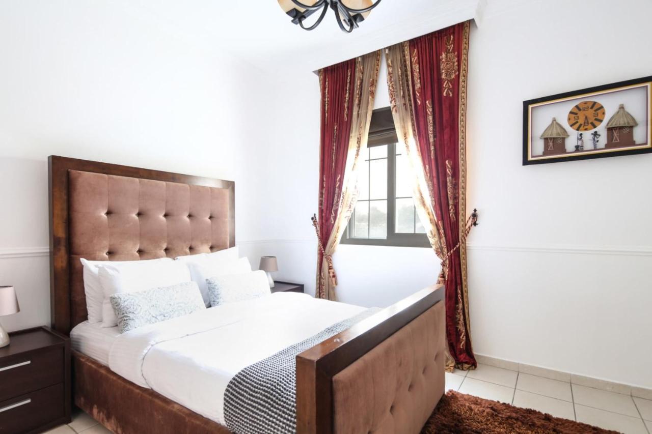 Frank Porter - Arabian Ranches Villa Dubai Eksteriør bilde